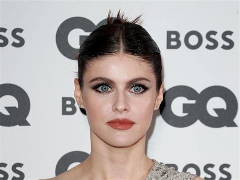 alexandra daddario hot pics|Alexandra Daddario Looks Stunning in Nude Photos。